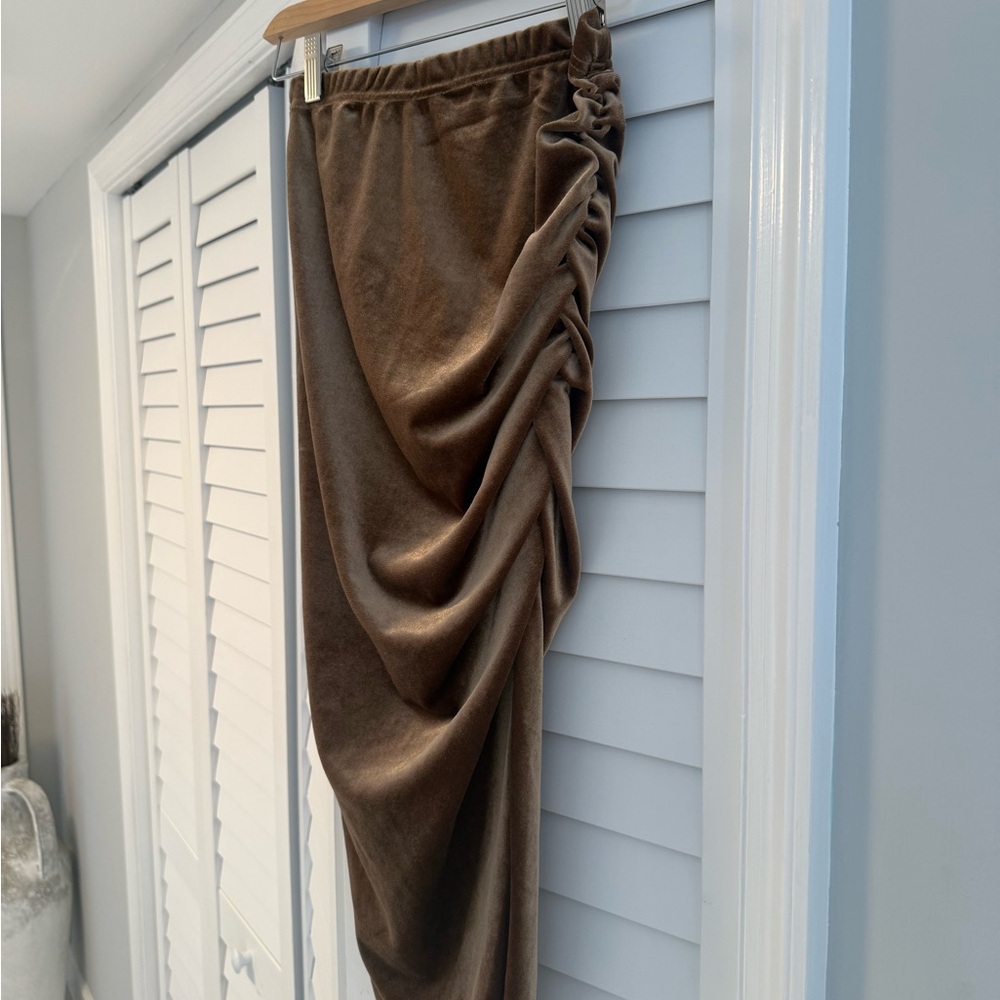 Chic Asymmetrical Brown Skirt